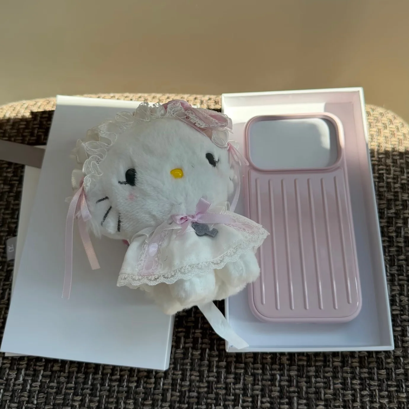 Luxury Designer Stripe Case Pink